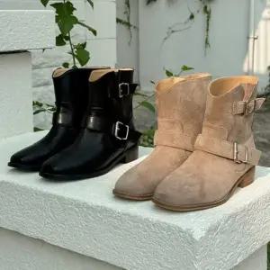 가을 겨울 출근 룩 버클 벨트 스웨이드 앵클 숏 부츠 앵클부츠여성슈즈 여성봄구두워커