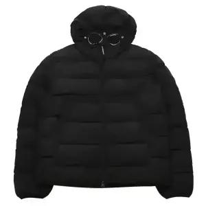 크롬 알 고글다운 자켓 19CMOW011A-005904G-999