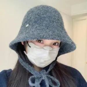 여성 간결한 촘촘한 짜임 뒤트임 벙거지 겨울모자