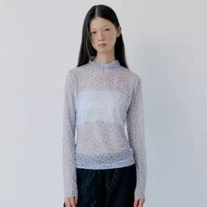 [롯데백화점]에디텀 SNOW FLOWER MOCK NECK TOP_SODA [A25DWTS01ASD]