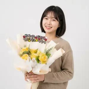 비누꽃다발 졸업식꽃다발 이벤트 기념일 축하꽃 졸업선물 옐로우장미 6송이