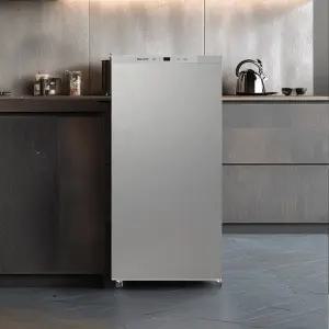 캐리어 클라윈드 소형 김치 냉장고 93L KRNO093SKM1 메탈실버