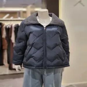 [트리아나] 소고 카라니트배색 덕다운패딩점퍼TK4FA10