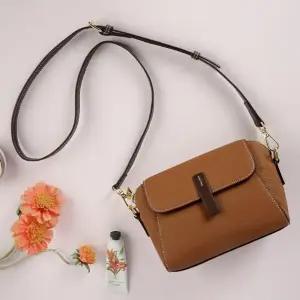 [룽스]무드 패션잡화 공용 가죽크로스백