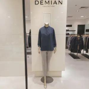 [대구백화점] [데미안]장식단추 스트라이프 블라우스(DH62570)