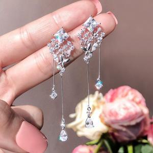 [더블유비엘][아이유착용] wbL 처음본순간 귀걸이/귀찌 W