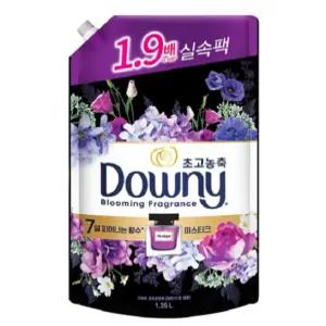 다우니 섬유유연제 퍼퓸 미스티크 리필 1.35LX4개