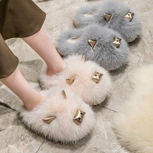 피기 털슬리퍼 겨울철 따뜻한 실내화 거실 사무실 여학교 털슬리퍼