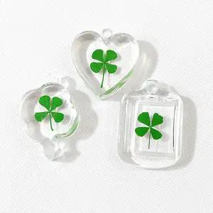 싼비즈 [6635-01]아크릴펜던트 네잎클로버 생화 압화 ,1개