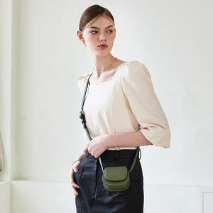 [몽삭] 레디 마이크로 미니백 카키 AP12-2324-KH