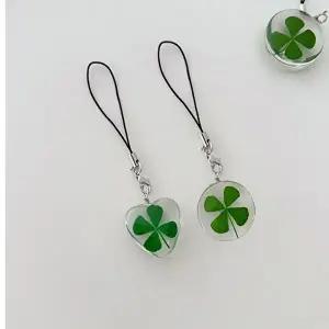 행운가득 네잎클로버 펜던트 열쇠고리 원형 하트형-WF37542