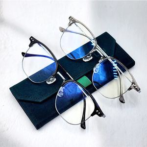 글라스렌 가벼운 여자 남자 패션 하금테 반뿔테 빅사이즈 사각 티타늄안경테 블루라이트 안경 TGL76