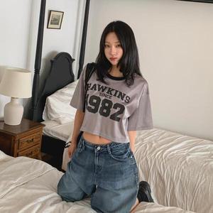 여성 크롭 반팔 티셔츠 메쉬 디테일 힙한 배색 디자인