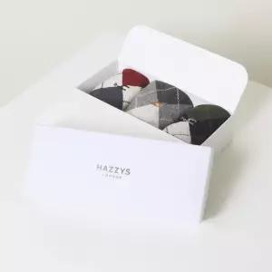 [AK분당점] [헤지스] 화이트 배색 아가일 체크 장목 양말 3종 세트 HJSS5E017WT