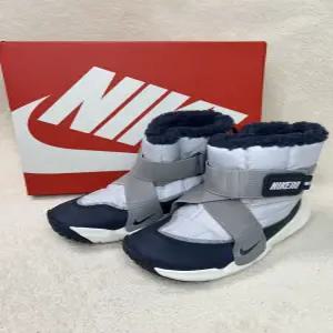 국내매장판 나이키 리틀키즈 플렉스 어드밴스 아동 유아 겨울 털부츠 DD0304-002