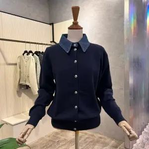 [대구백화점] [ab.f.z]배색 데님 카라 니트 가디건(AOZ4HY371)