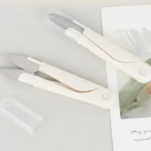 더월리샵 포켓 쪽가위 실밥제거 실뜯개 택가위 라벨 택제거기 스티치제거