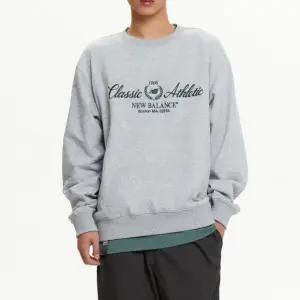 긴팔티 DQJ NBNCF11243-AC UNI 헤리티지 라운드 맨투맨 (SEMI OVER FIT)