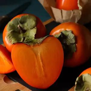 대봉감 10kg 중소과(실속형 ) / 가정용 고당도 영암 금정 대봉홍시 곶감말랭이 특품 랜덤 선별 제철과일 대박이농원