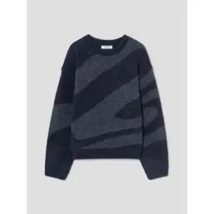 에잇세컨즈 8SECONDS 울블렌드 그래픽 자카드 니트 풀오버 네이비