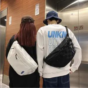 [룽스]메신저백 크로스백 수납력 좋은 외출 가방