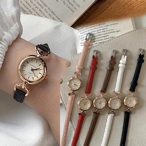 케비츠 여성가죽 손목 시계 모던한 오피스룩 캐주얼룩