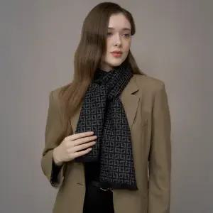 [정상가 39000원] 엘르 스타일룩 롱 머플러 SE24MX305