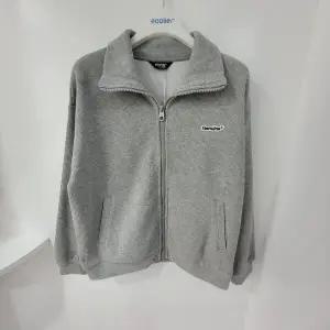 [에꼴리에]사카리바반목집업가디건_KG