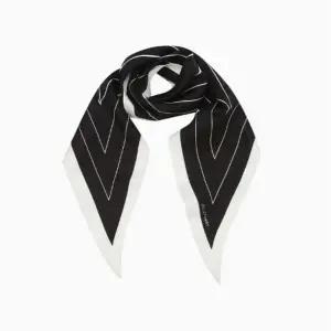 [질스튜어트]실크100% 블랙 화이트 마름모 스카프 JASC4F911BK_s