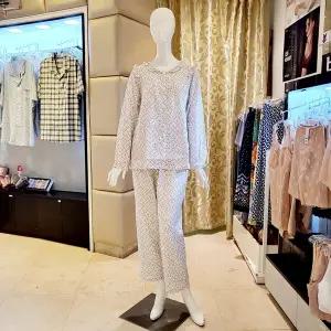 [대구백화점] [비너스]라운드넥 면 꽃나염 여성 간절기잠옷(VPA4554W)