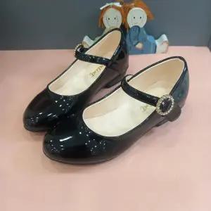 모다구리) 탈렌트클로젯  TS베이직쥬얼리구두 주니어또각굽구두_GN