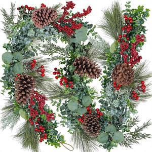 윈린 6피트 길이의 인조 유칼립투스와 소나무 크리스마스 화환과 솔방울 레드 베리 솔잎 겨울 그리너리 화환 시즌 홀리데이 웨딩 테이블 러너 센터피스 맨텔 장식