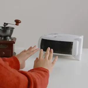 탁상용 온풍기 가정용 사무실 휴대용 미니 온풍기 히터 겨울 공기순환기 온도조절기 난방기구 발열기