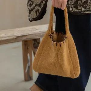 [시크폭스] 레니체 니트 토드백_54BA1320