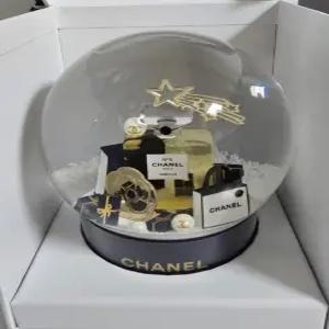 샤넬스노우볼 / 샤넬뷰티쇼핑백 / 워터볼 / 크리스마스 워터볼