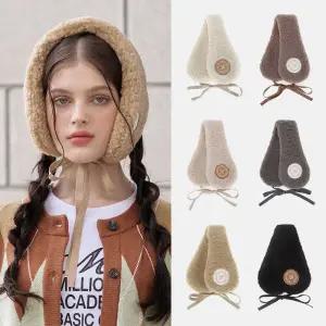 [롯데백화점]화이트샌즈 공용 퍼 이어머프 캘러한 (Callaghan)