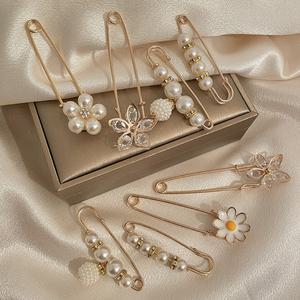 큐빅 진주 브로치 고급 한복 패션 브롯치 매너단추 정장 옷핀 세트