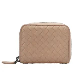 [중고명품] 핑크 램스킨 인트레치아토 여성 카드지갑 258468 V001N 6809