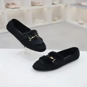 [코디엘루]스웨이드 퍼 안감 털 골드장식 여성 로퍼 단화 2cm CDSP500561-1