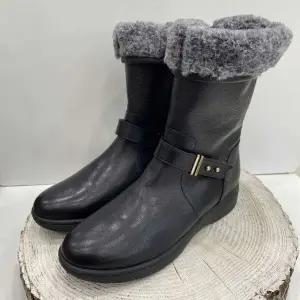 [에스콰이아]에스콰이아 여성 경량 발편한 퍼 하프 방한화  3cm 311_GN