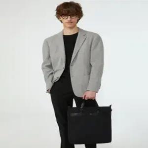 헤지스 액세서리 남성 24FW [스테디셀러] [강력추천] 블랙 가죽배색 원단 토트백 겸 크로스숄더백 WUBA4F3