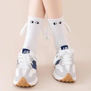 자수눈 가까이가면 손잡는 자석 커플양말 발목양말 선물세트 2color