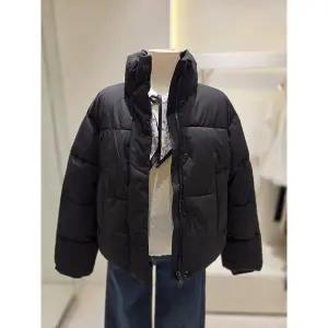 [SOUP](하남점) 하이넥 숏 패딩 점퍼 (SBRPA36)