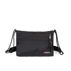 [갤러리아] [이스트팩] 가벼운 크로스백 여행용백 크리스틴 H KR (EPCBS09 O25_)