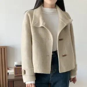 [릴룸]양모 핸드메이드 숏코트