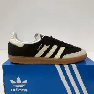 [아디다스]] 아디다스 삼바 OG 코어 블랙 원더 화이트 IE5836