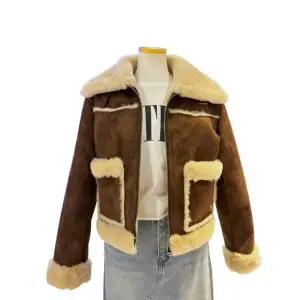 [롯데백화점]오우오 퍼크롭무스탕 W5YM2JP01