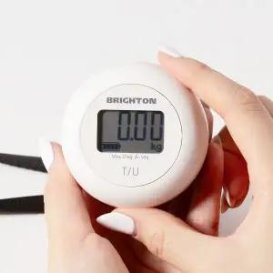 [롯데백화점]브라이튼 브라이튼 자가충전 여행용캐리어 전자 손 저울 수화물 무게 측정 BTL1800