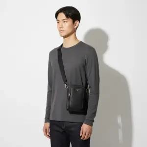 25FW 블랙 스마트폰 케이스 크로스바디백 2ZH195 2BBE F0002