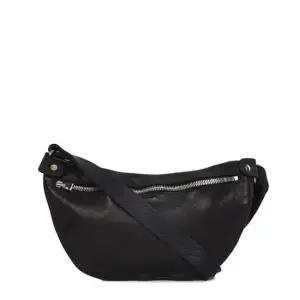 25SS 블랙 소프트 그레인 크로스바디백 Q100 BLKT 1452986